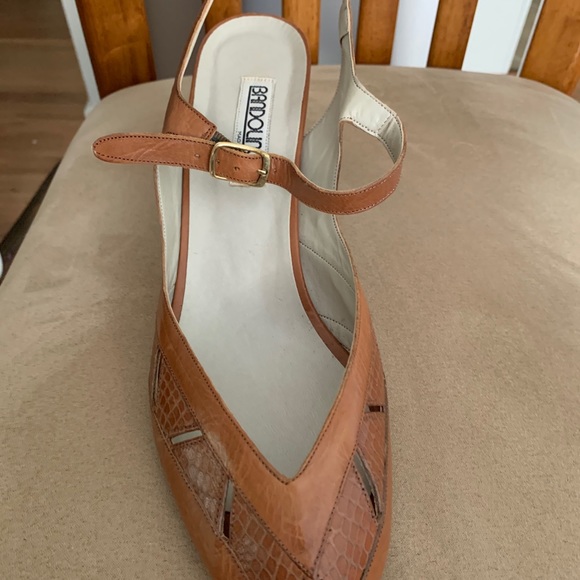 3” heels excellent condition - Picture 2 of 6